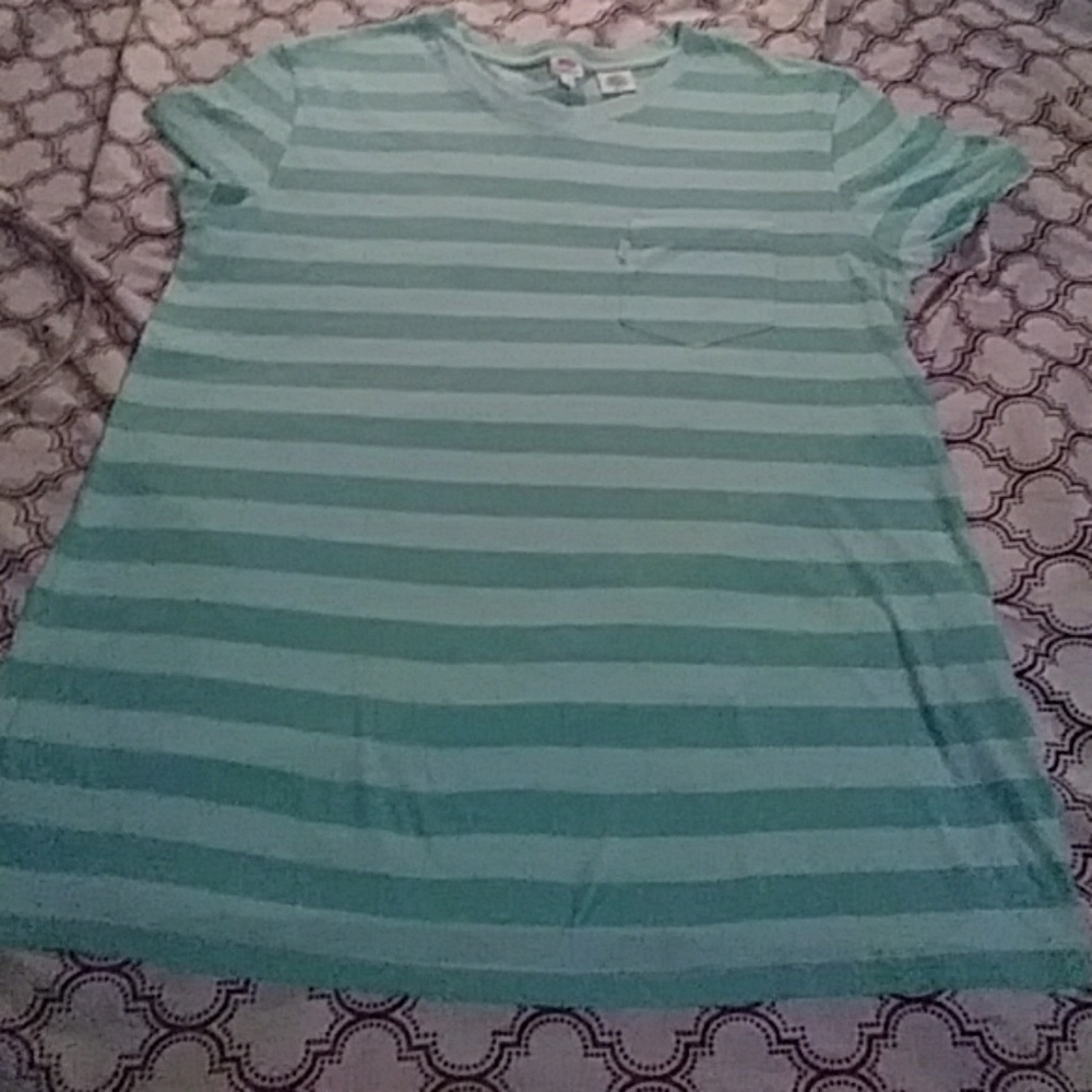 I am selling a blue and a white girl pics of tea w